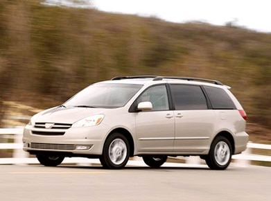 Sienna XLE Minivan 4D image