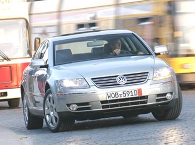 Phaeton Sedan 4D image