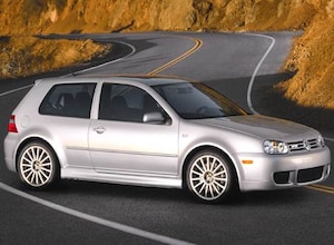 2004 Volkswagen R32 Hatchback 2D