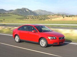 2004 Volvo S40 (New)