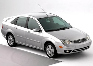 2005 Ford Focus ZX4 ST Sedan 4D