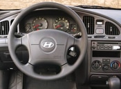 2005 Hyundai Elantra Lifestyle: 2