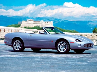 Jaguar XK XKR Convertible 2D