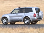 2005 Mitsubishi Montero Lifestyle: 2