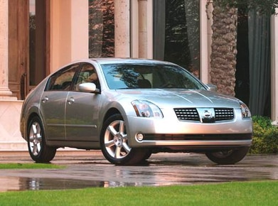 Maxima SE Sedan 4D image