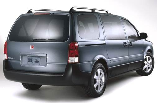 2005 saturn minivan
