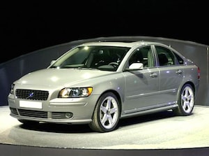 2005 Volvo S40 2.4i Sedan 4D