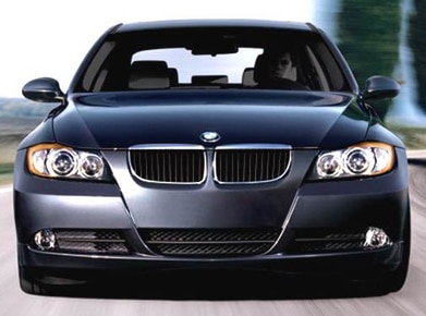 3 Series 325i Sedan 4D image