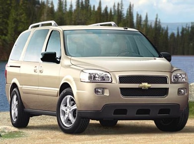 Uplander Passenger LS Extended Minivan 4D image