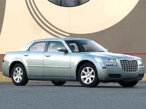 2006 Chrysler 300 Touring Sedan 4D
