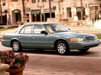 2006 Ford Crown Victoria Sedan 4D