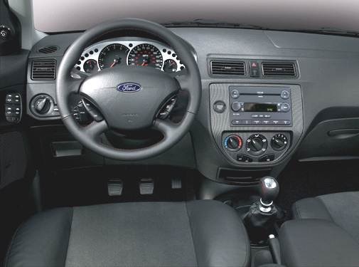 2006 Ford Focus ZX5 SES 4dr Hatchback  Trim Details Reviews Prices  Specs Photos and Incentives  Autoblog
