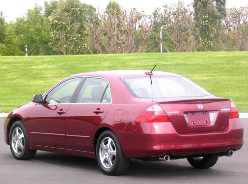 Honda Accord 20032007 24 VTiL AT Price in India  Features Specs and  Reviews  CarWale