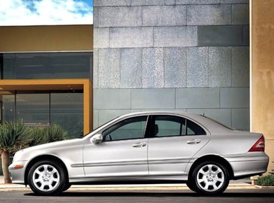 C-Class C 280 Sedan 4D image