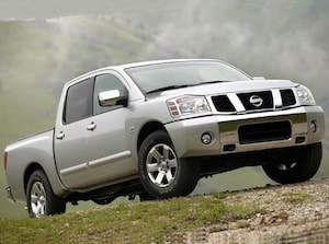 2006 Nissan Titan Crew Cab LE Pickup 4D 5 1/2 ft