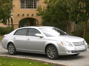 2006 Toyota Avalon Touring Sedan 4D