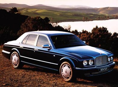Arnage T Sedan 4D image