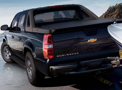 Avalanche LS Sport Utility Pickup 4D 5 1/4 ft image