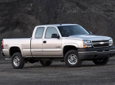 Silverado (Classic) 2500 HD Extended Cab Work Truck Pickup 4D 8 ft image