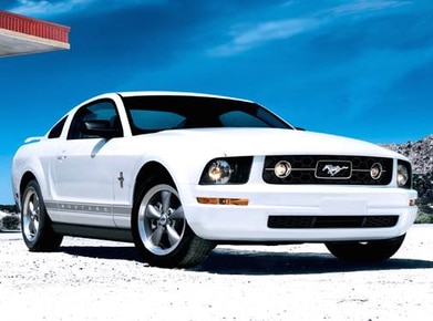 Mustang Deluxe Coupe 2D image