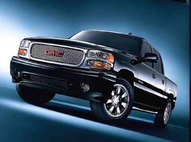 Sierra (Classic) 1500 Crew Cab Denali Pickup 4D 5 3/4 ft image