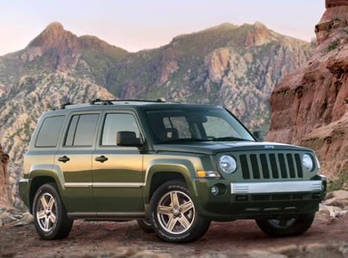 Patriot Sport Utility 4D image