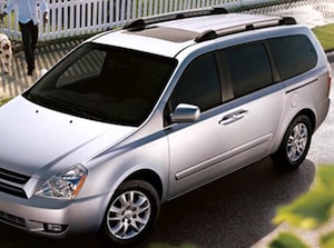 2007 Kia Sedona LX Minivan 4D