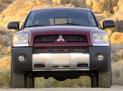 2007 Mitsubishi Raider Double Cab Lifestyle: 2