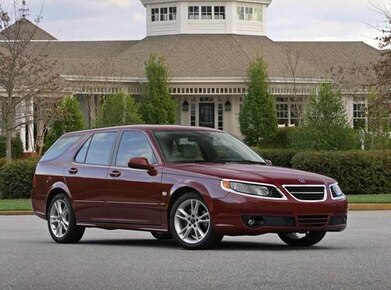 Saab 9-5 2.3T Aero SportCombi Wagon 4D