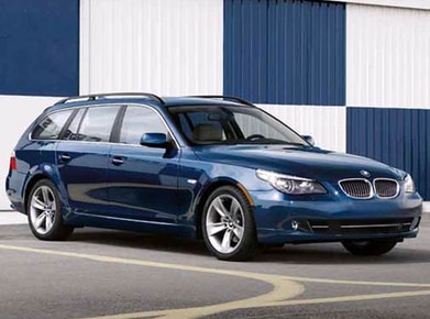 BMW 5 Series 535xi Sport Wagon 4D