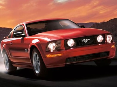 Mustang GT Premium Coupe 2D image