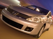 2008 Nissan Versa Lifestyle: 2