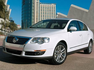 Passat Turbo Sedan 4D image
