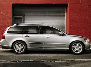 2009 Volvo V50 2.4i Sport Wagon 4D