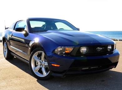 Mustang Premium Coupe 2D image