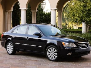 2010 Hyundai Sonata GLS Sedan 4D