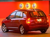 2010 Kia Rondo Lifestyle: 2