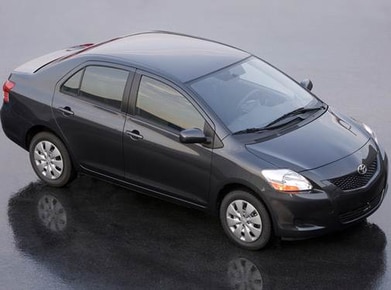 Toyota Yaris Sedan 4D