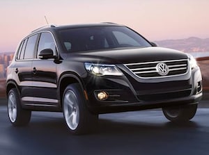 2010 Volkswagen Tiguan SE 4Motion Sport Utility 4D