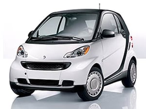 2010 smart fortwo Pure Hatchback Coupe 2D