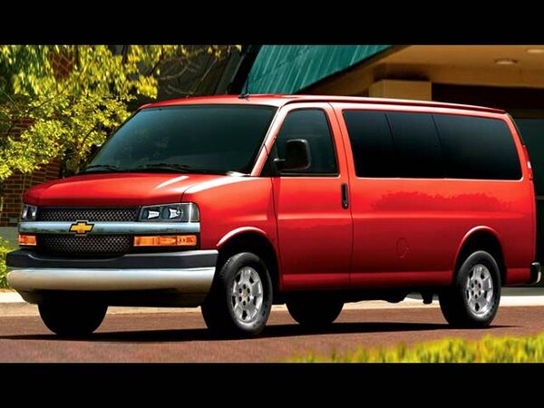 Used 2011 Chevy Express 2500 Passenger LS Van 3D Prices | Kelley Blue Book