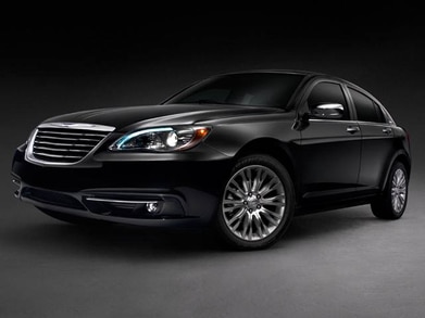 200 LX Sedan 4D image