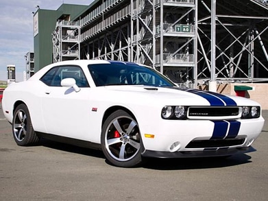 Challenger SRT8 Coupe 2D image