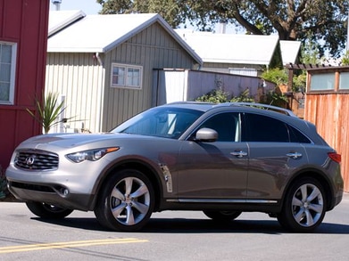 FX35 Sport Utility 4D image