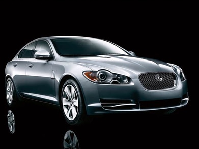 XF Sedan 4D image