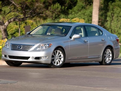 LS 460 L Sedan 4D image