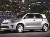2011 Scion xD Hatchback 4D
