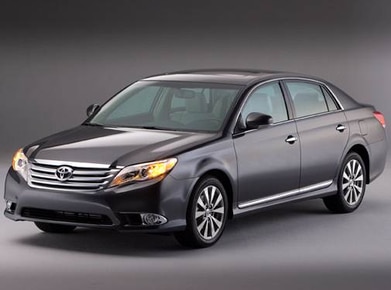 2011 Toyota Avalon Specs & Feature Comparisons | Kelley Blue Book