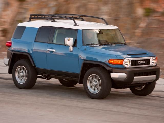 2011 Toyota FJ Cruiser Exterior: 0