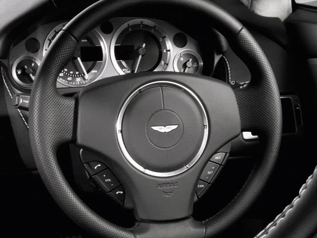 2012 Aston Martin Vantage Lifestyle: 2